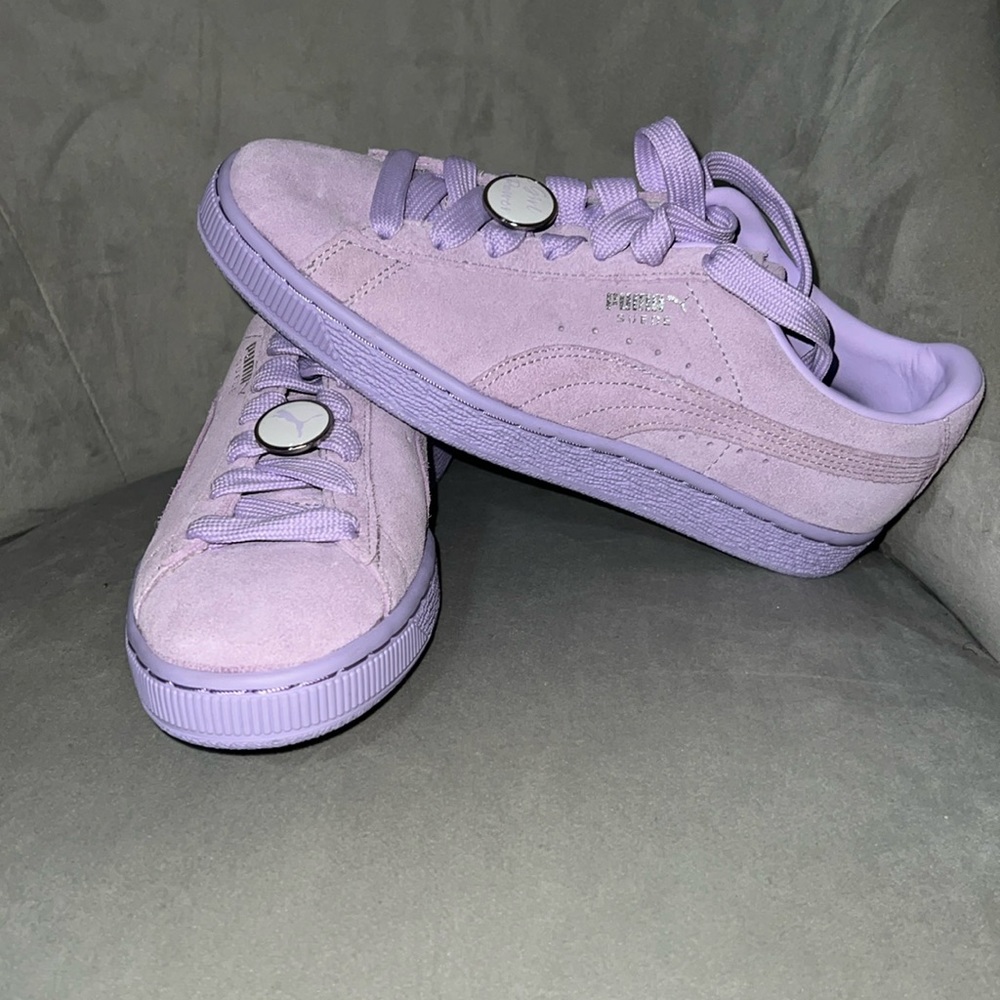 Puma suede 7.5 women’s shoes